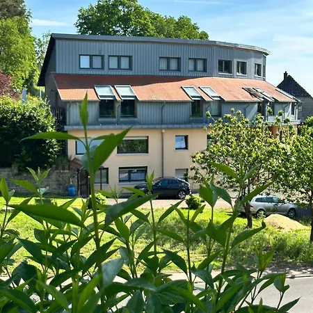 Appartement Eifelzeit Ferien- & Monteurwohnung *